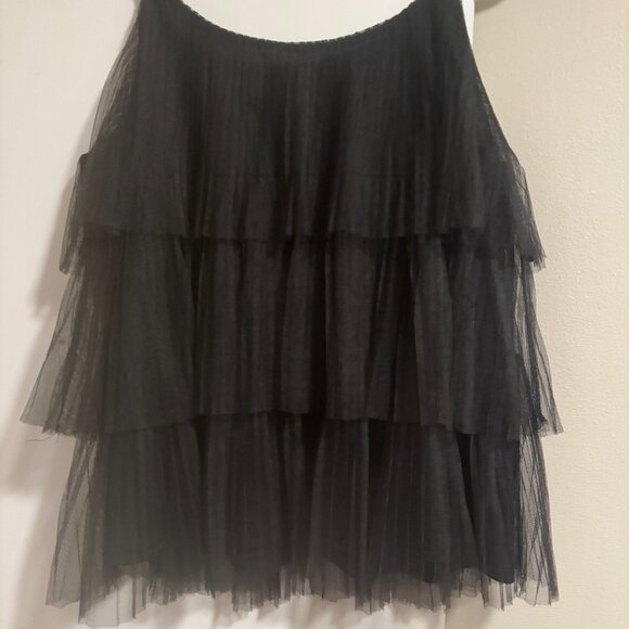 Jealous Tomato Black Layered Ruffle sleeveless top SZ Large - Picture 11 of 11